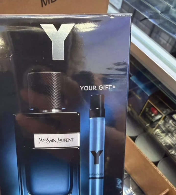 Set Y — Yves Saint Laurent