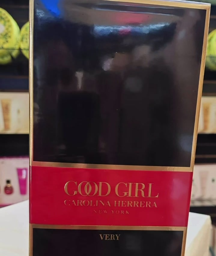 Very Good Girl Elixir — Carolina Herrera