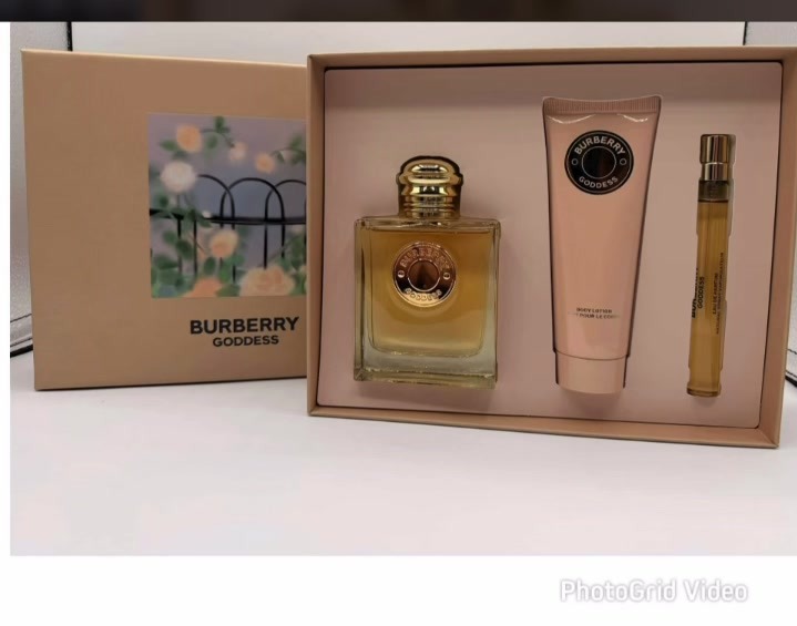 Set Goddess — Burberry
